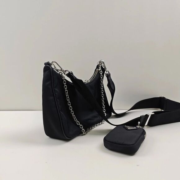 Prada Women Pre-Loved Bag Very Good Condition - Picture 3 of 9